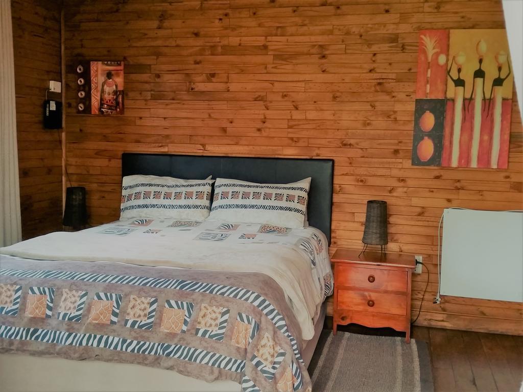 松树小屋假日公园 米德兰 外观 照片