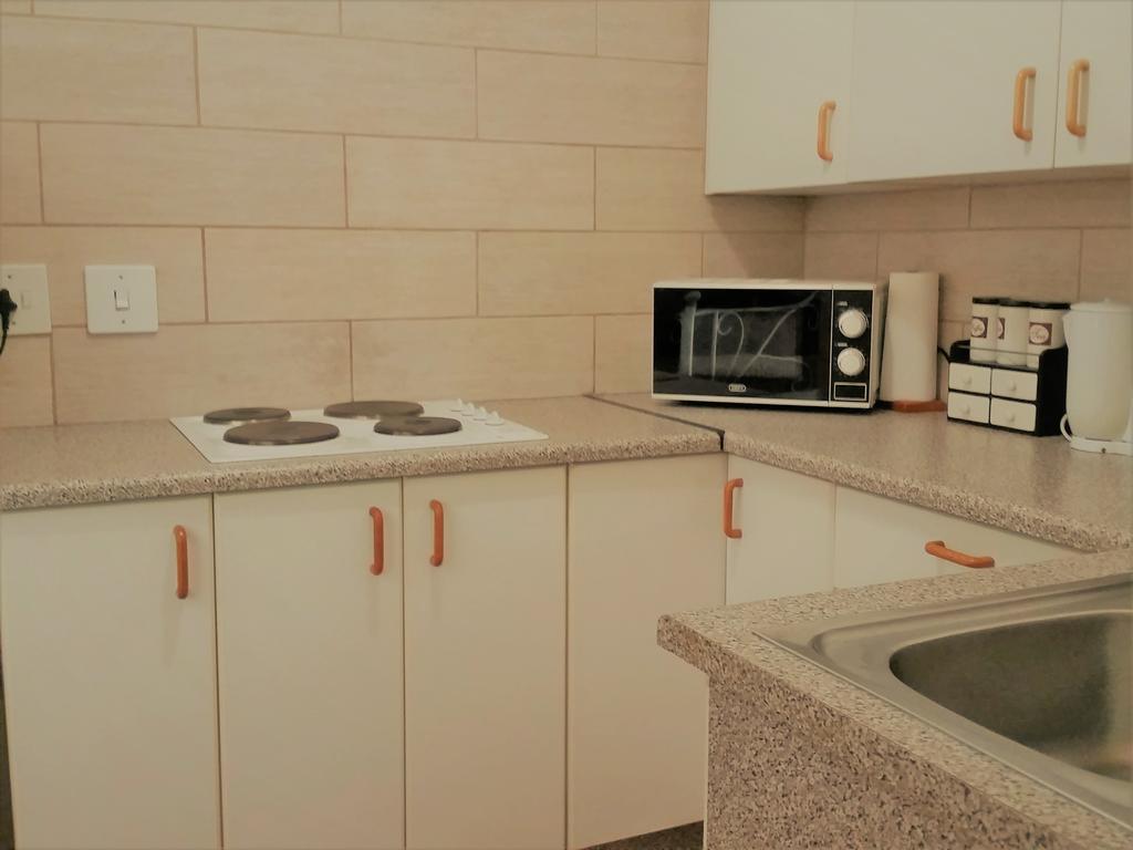 松树小屋假日公园 米德兰 外观 照片